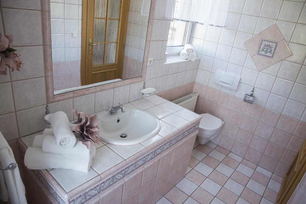 Villa Grande - Apartmany Olomouc Buitenkant foto