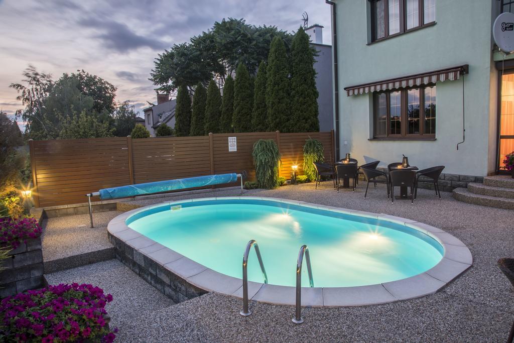 Villa Grande - Apartmany Olomouc Buitenkant foto