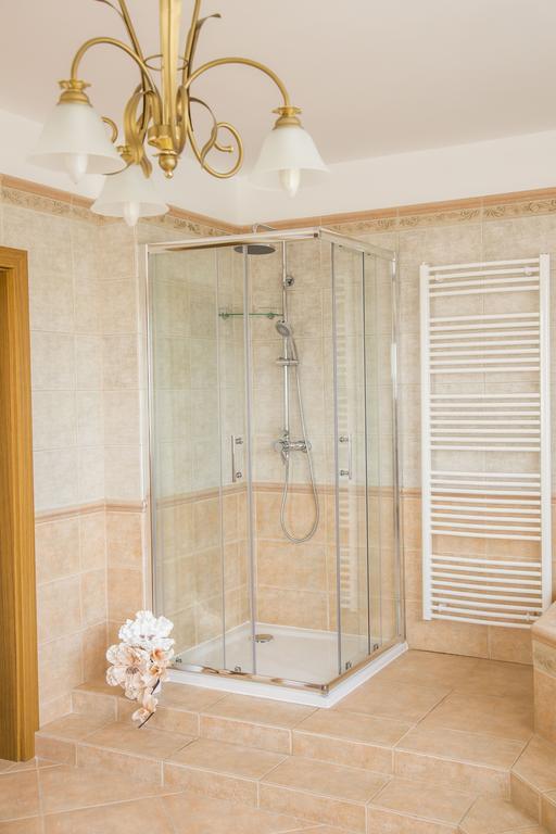 Villa Grande - Apartmany Olomouc Buitenkant foto