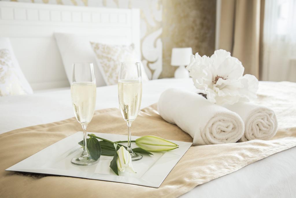 Villa Grande - Apartmany Olomouc Buitenkant foto