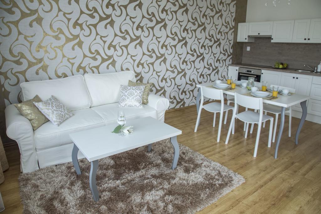 Villa Grande - Apartmany Olomouc Buitenkant foto