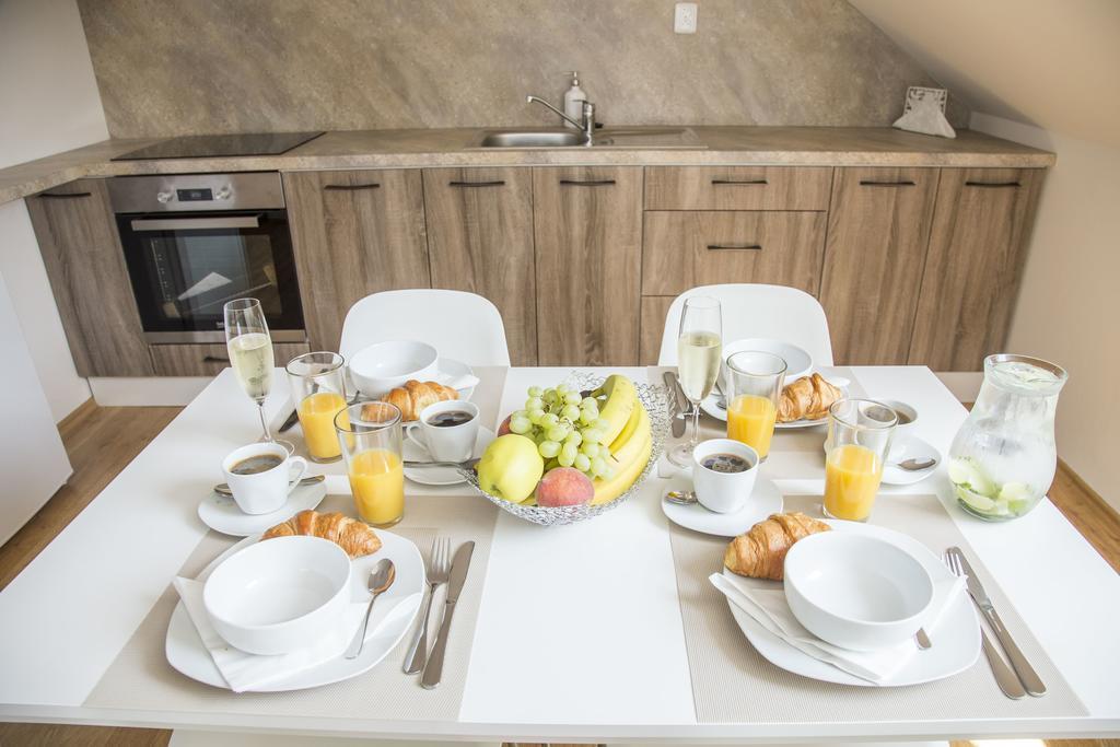 Villa Grande - Apartmany Olomouc Buitenkant foto